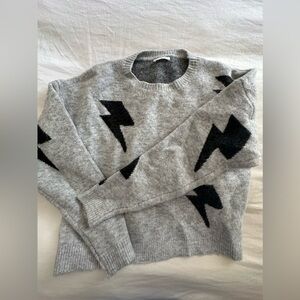 Storia Lightning Bolt Sweater